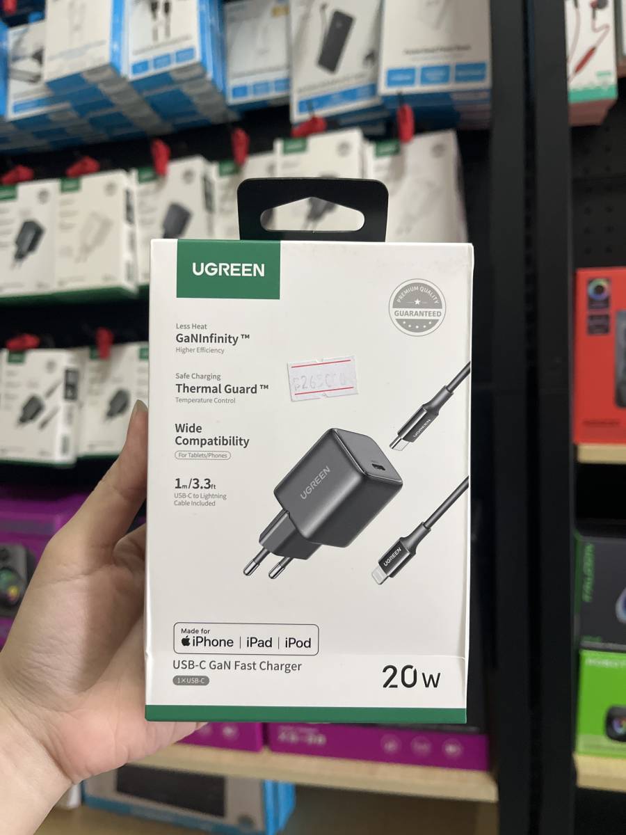 Ugreen 65003 20W Charger Set GaN Lighting MFI Black