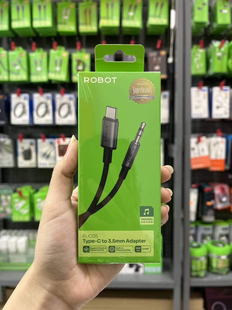 ROBOT RUC05 Type-C to 3.5mm Adapter Hitam