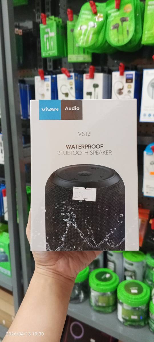 Vivan VS12 Waterproof Bluetooth Speaker