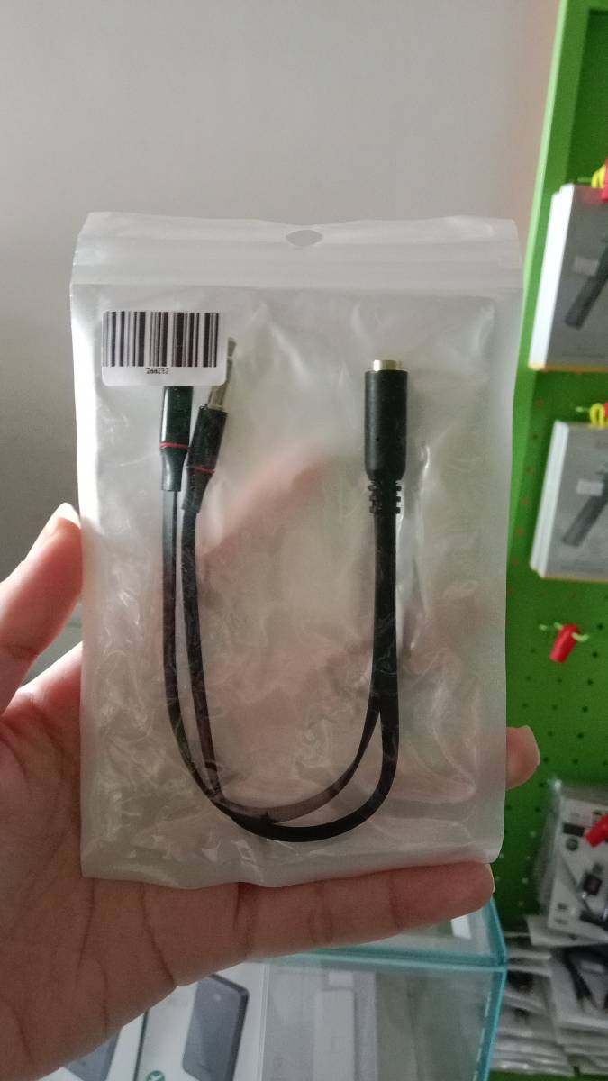 Audio Splitter 2 Male to 1 Female Jack 3.5MM