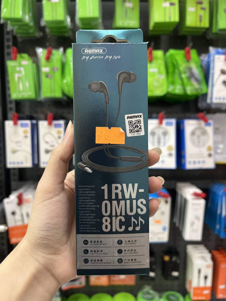 Remax RW-108 Wired Earphone Black