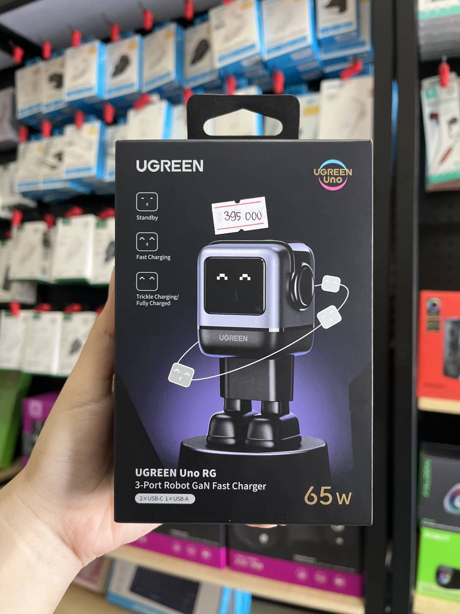Ugreen 25685B Uno RG 65W 3-Port Robot GaN Fast Charger